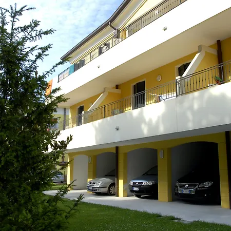 アパート Seaside Comfort Flat With Modern Amenities
