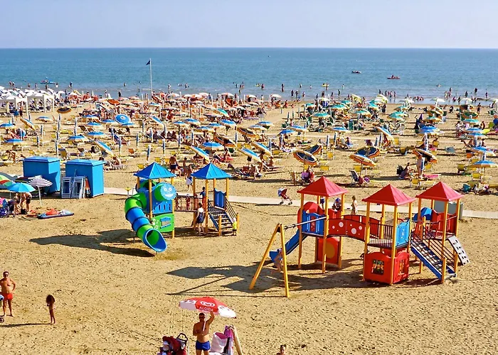 Seaside Comfort Flat With Modern Amenities