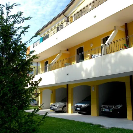 Seaside Comfort Flat With Modern Amenities Bibione